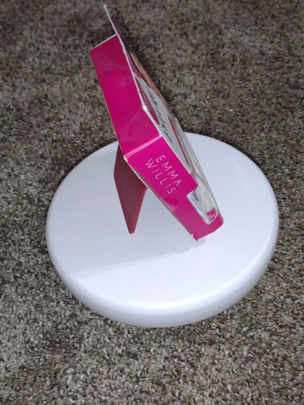 Eylure x Emma Willis Insta-Belle False Eyelashes - Black - Picture 14 of 16